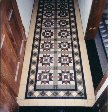 Hallway tessellated floor