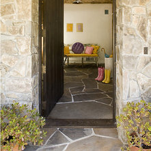 Rustic Entry by Mark English Architects, AIA