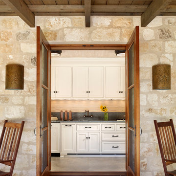 Hill Country Retreat