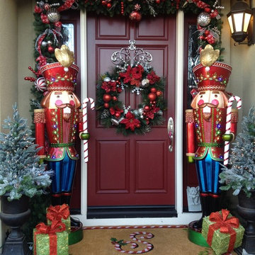 Red Front Door Ideas | Houzz