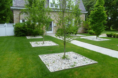 This is an example of a contemporary landscaping in Providence.