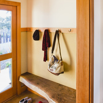 IdeaGarden entry/mudroom