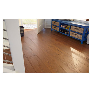 Bright, Farmhouse Entry - Impressions Denali Flint, Engineered, Oak