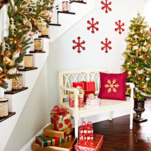 Jazz Up Your Holiday Foyer