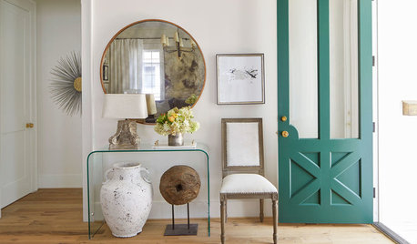 4 Designer Tips for Creating a Fashionable Entry