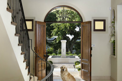 Entryway - traditional entryway idea in San Francisco