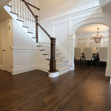 Inviting entrance foyer