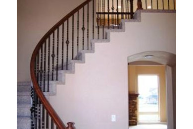 Example of a classic entryway design in Denver