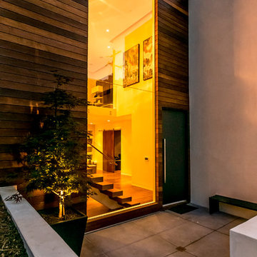 Knobhill: Sherman Oaks Modern New Home