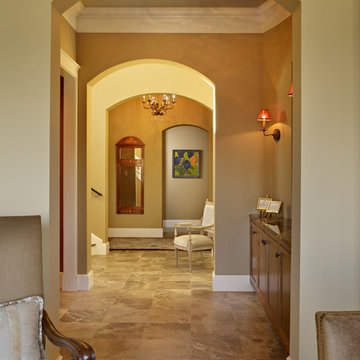Lakeside Lookout Entry/Hallway