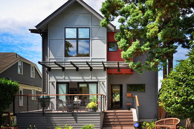 Design ideas for a traditional entrance in Seattle.