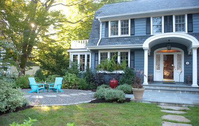 10 Friendly Front-Yard Seating Ideas