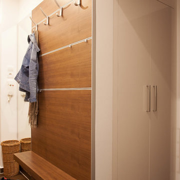 Made-to-measure furniture in a modern flat