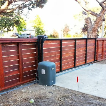 Mar Vista - Clear Redwood Fence w/ Automatic Driveway Gate