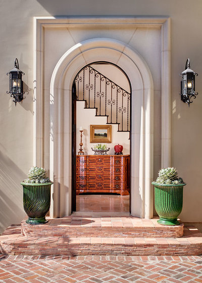 Mediterranean Entry by Leonard Temes Design