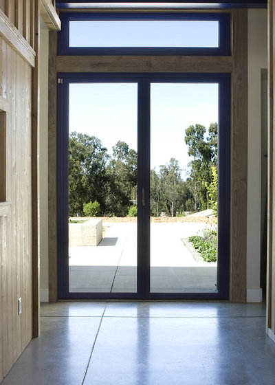 Contemporary Entry by User