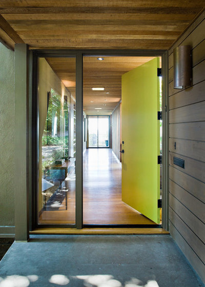 Modern Entrance by Koch Architects
