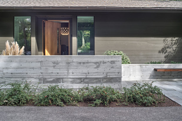 Midcentury Entry by Hursthouse Landscape Architects and Contractors
