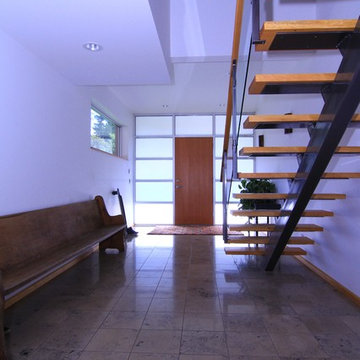 Modern Entry
