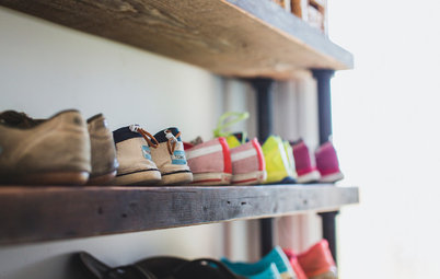 Раз и навсегда: Как организовать хранение обуви — идеи и варианты
