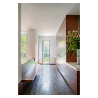 Modern Mud Room - Modern - Entry - Chicago - by Michael Robinson ...