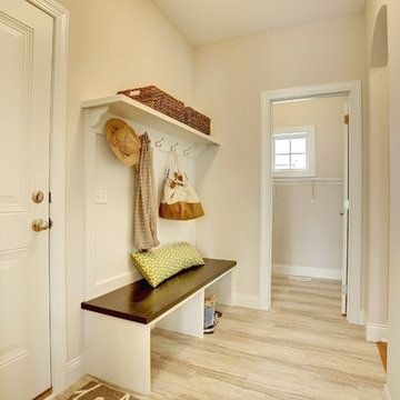 Mudroom – Maple Brook Model – Fall 2014 Parade of Homes