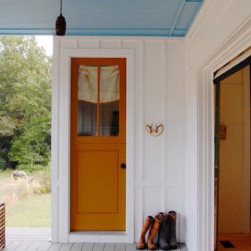 My Houzz: Colorful Vintage Finds fill a Chic Modern Farmhouse