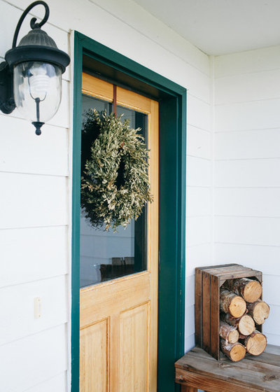 Country Entrance by Ellie Lillstrom Photography