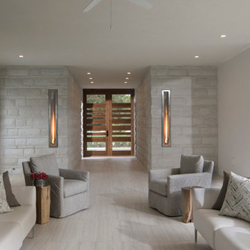 NAHB The New American Home 2017 - Contemporary Foyer