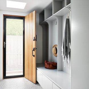 75 Beautiful Contemporary Mudroom Pictures Ideas January 2021 Houzz