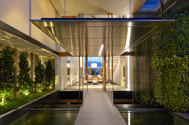 Entrance by Greg Shand Architects