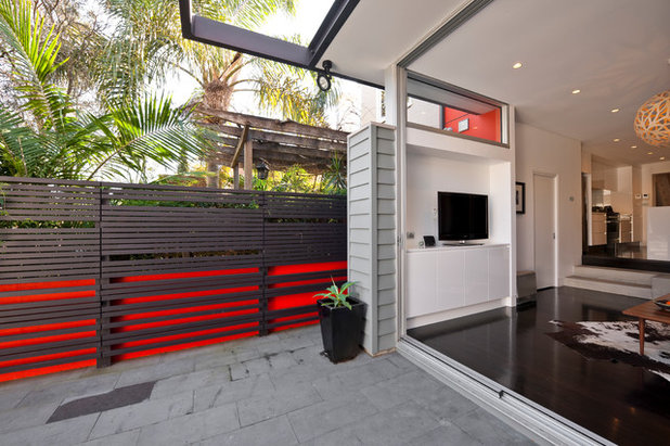 Contemporary Entry by Michelle Walker architects