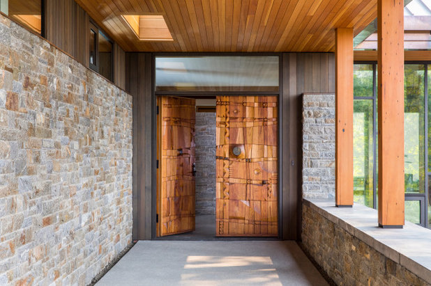 Contemporary Entry by Don Tankersley & Co.