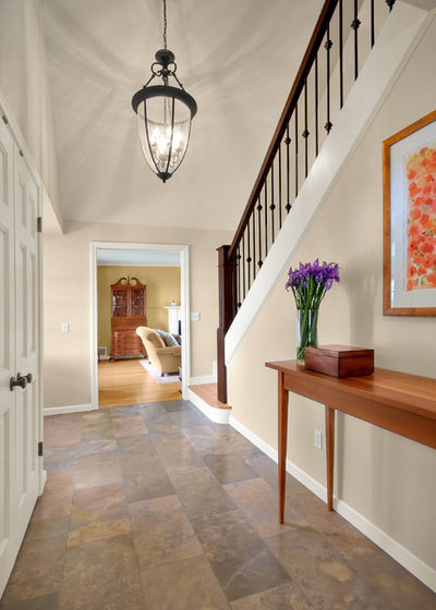 Traditional Entrance by Michael Knowles, Architect