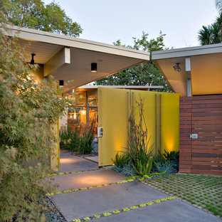 1960s entryway photo in San Francisco with a yellow front door