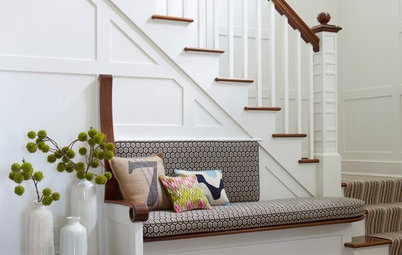 10 Easy Ways To Pep Up a Tired Hallway