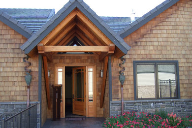 Example of an arts and crafts entryway design in Portland