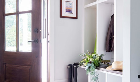 Transition Zone: How to Create a Mudroom