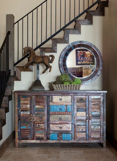 Rustic Entry by Jeannie Balsam Interiors