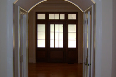 Entryway - traditional entryway idea in Baltimore
