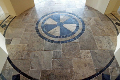 Example of a transitional entryway design in Phoenix