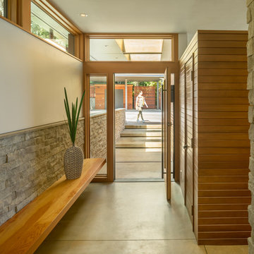 Seaview Escape