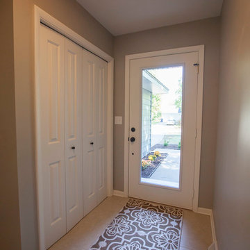 Sherwin Williams Mindful Gray Paint in Entry