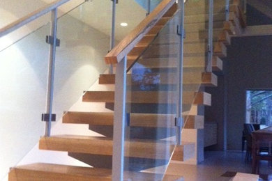 Staircase - contemporary staircase idea in Dallas