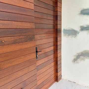 Solid wood external cladding