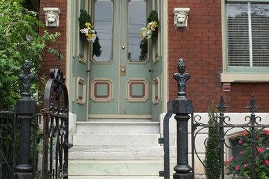 Klassischer Eingang in St. Louis