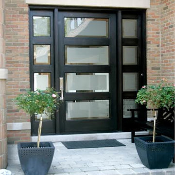 Southfield: Modern Colonial Exterior