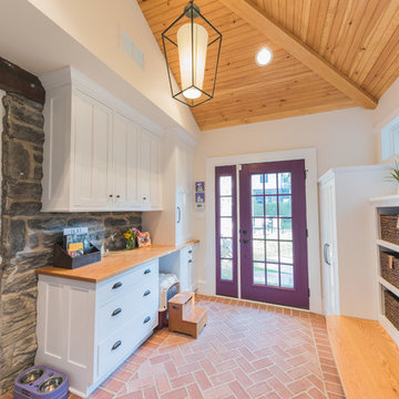 Spring Ave Mudroom
