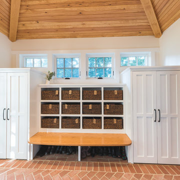 Spring Ave Mudroom