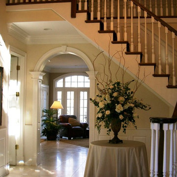 Staging and Redesign-Hall Way, Entry Way, Lobby